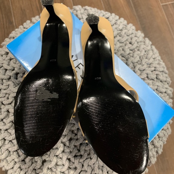 Westies neutral 3 in heels/sandals Sz 8.5 M - Picture 4 of 7